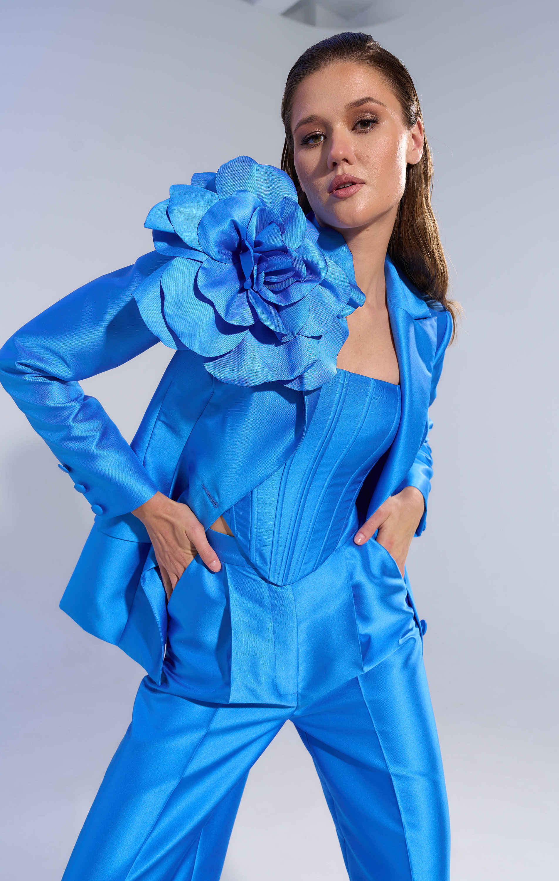 A2289/4, A2289/5, A2289/6, AK326